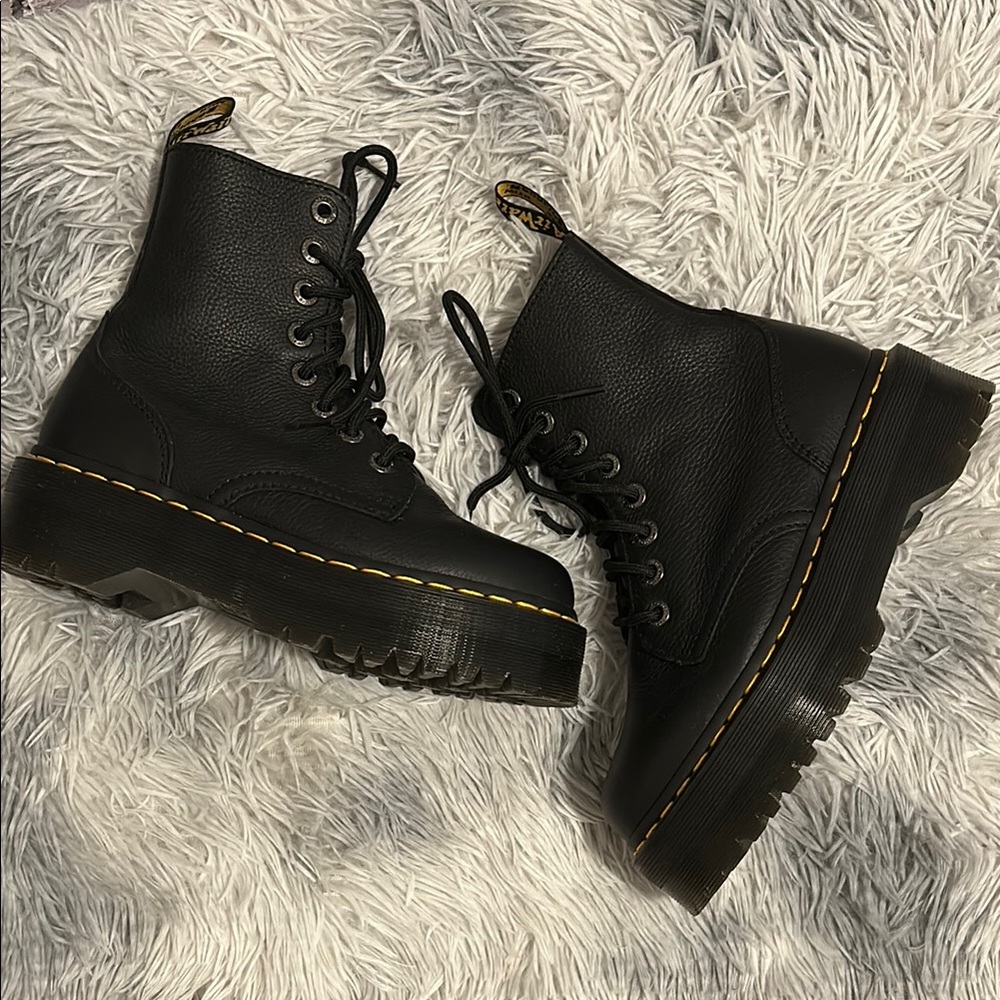 Dr. Martens Jadon III Boots